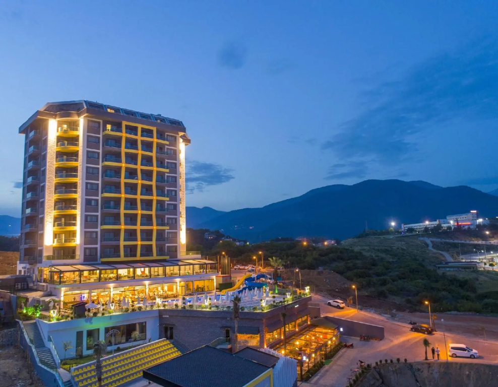 Campus Hill Hotel - 2