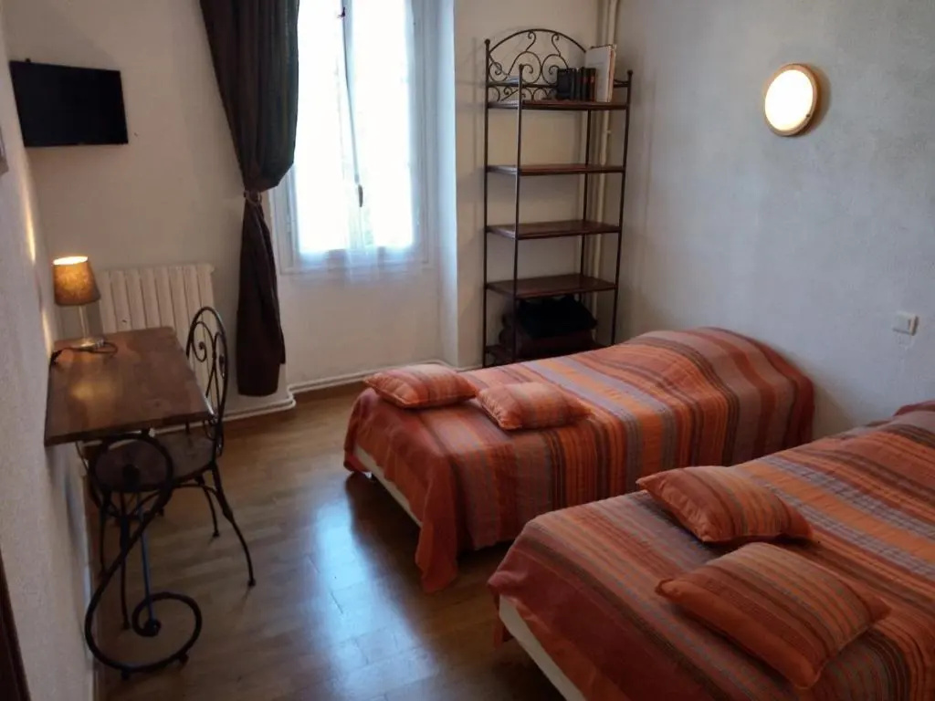 Standard Family room