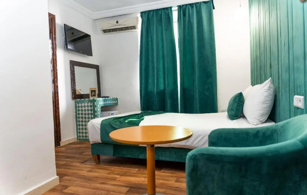 Hotel Colisee - Chambres