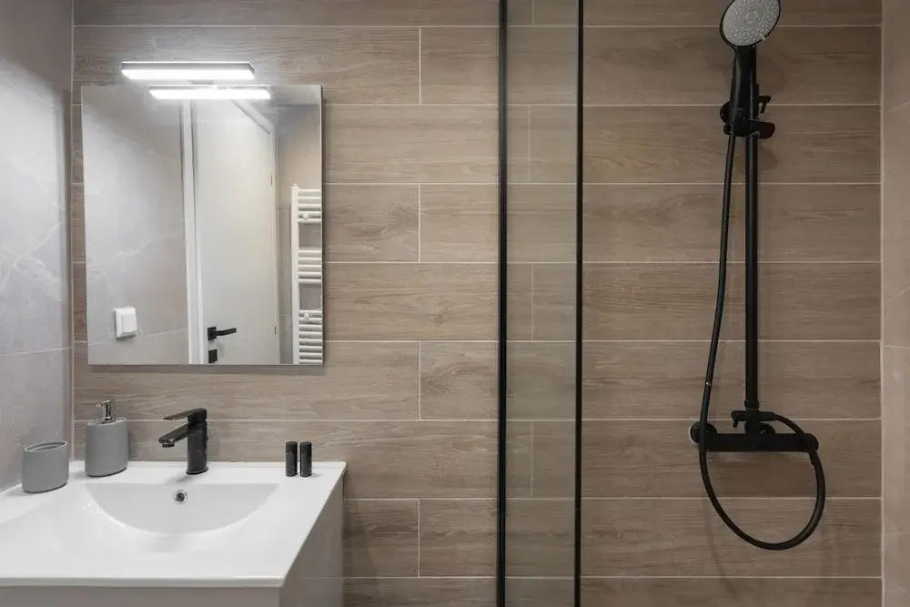 Classic Apartment in Piraeus, walk to Zeas Marina - фото 10