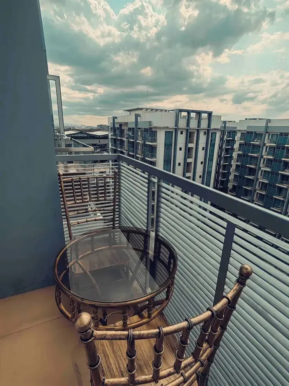 One Palm Tree Villas Condo