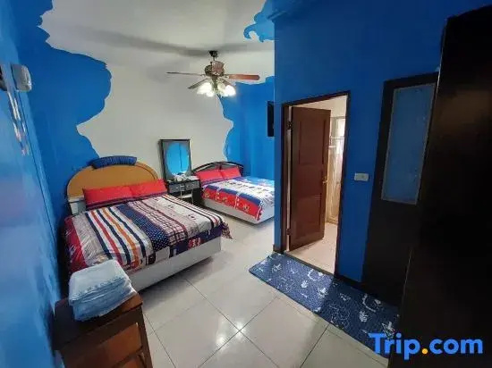 Quadruple Suite