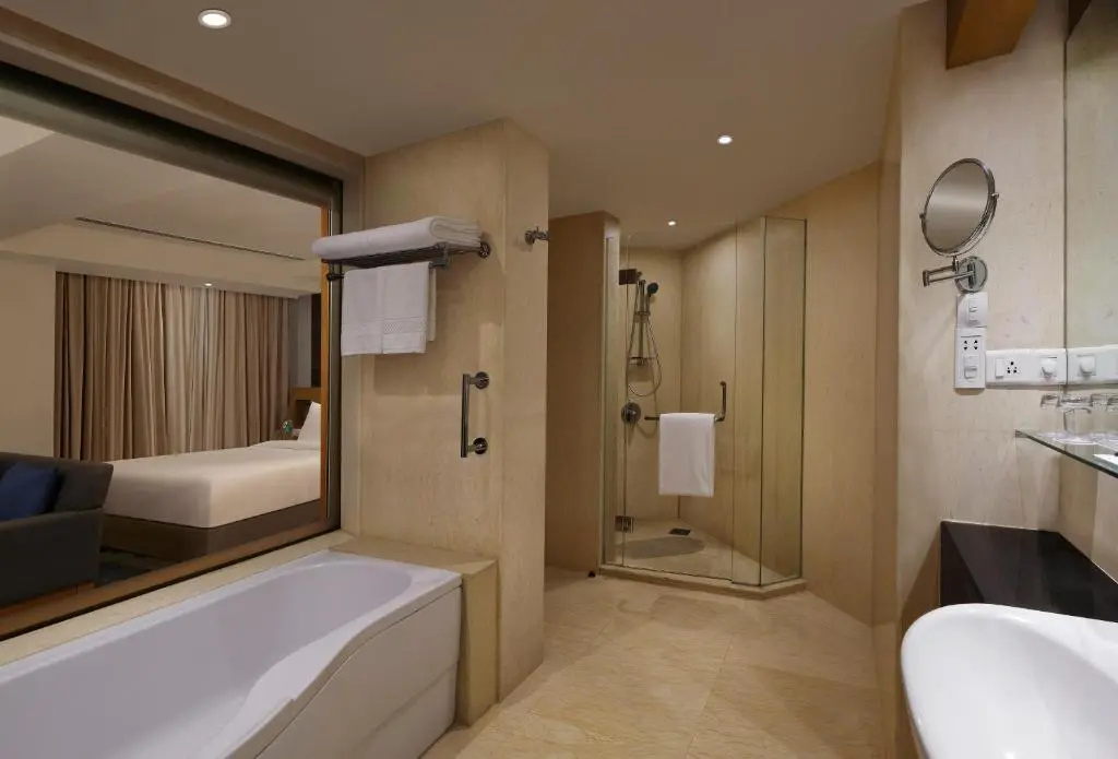 Novotel Hyderabad Convention Centre Hotel - Chambres
