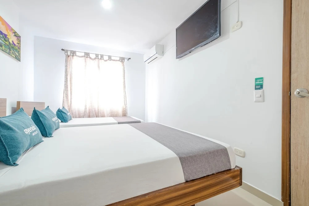 Hotel Metropolitana Plaza - Chambres