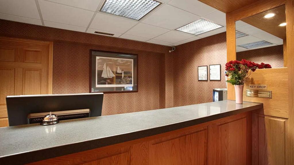 Lobby & Reception