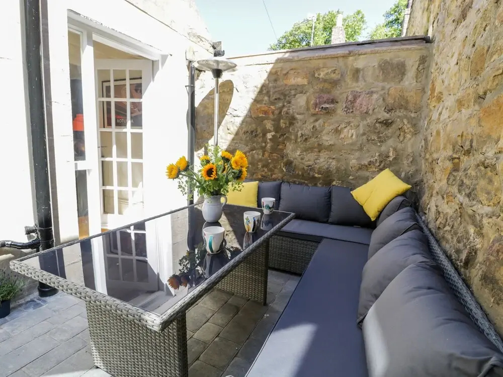 Balcony & Terrace