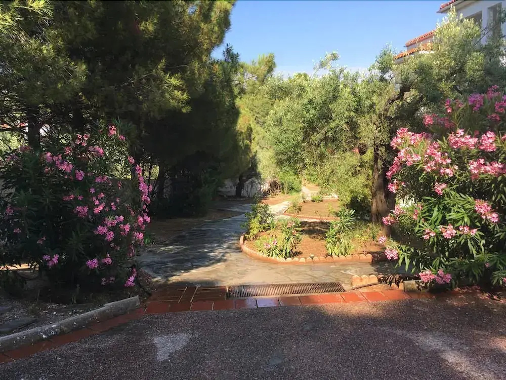 Villa Askamnia and Suites