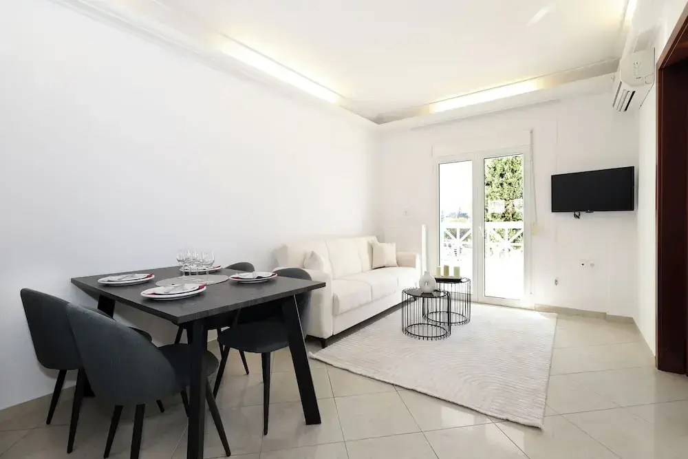 1 Bedroom Apartment with balcony and with sea view
