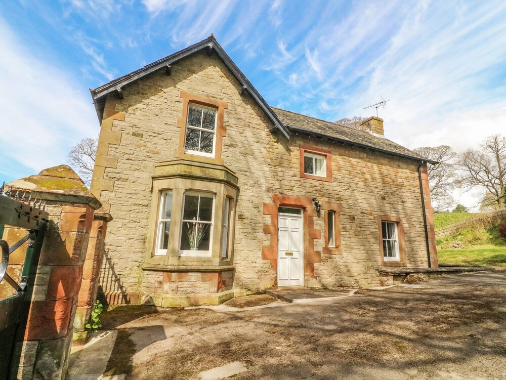 South Lodge