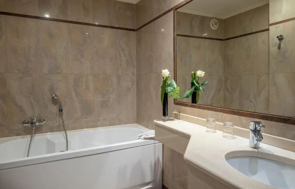 Hotel London 53