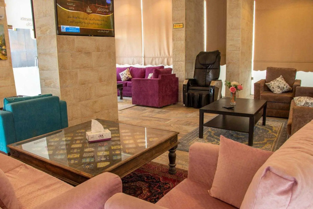 Lobby & Reception