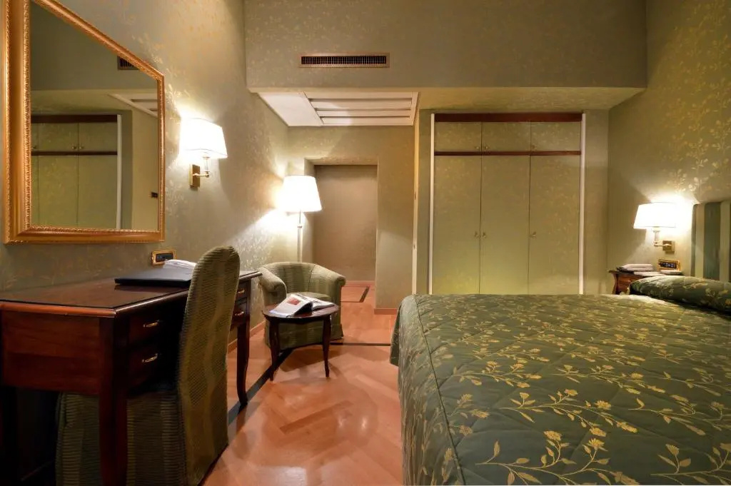 Grand Hotel Vesuvio - Chambres