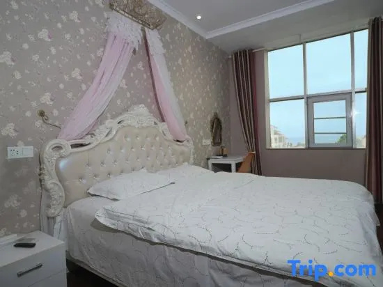 Standard Double room with sea view (full double bed)