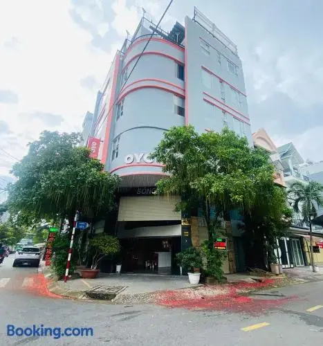 Song Xanh Hotel