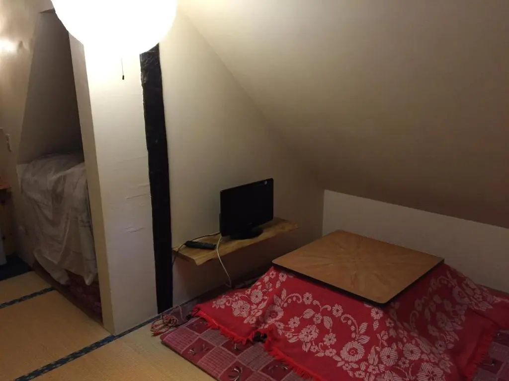 Economy Double room (twin beds)