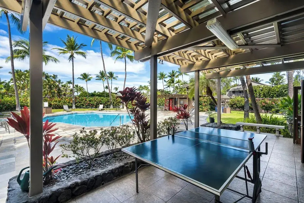 Oceanfront Kanaloa Condo - Pools, Hot Tubs & Sunset Views- Vrkcv