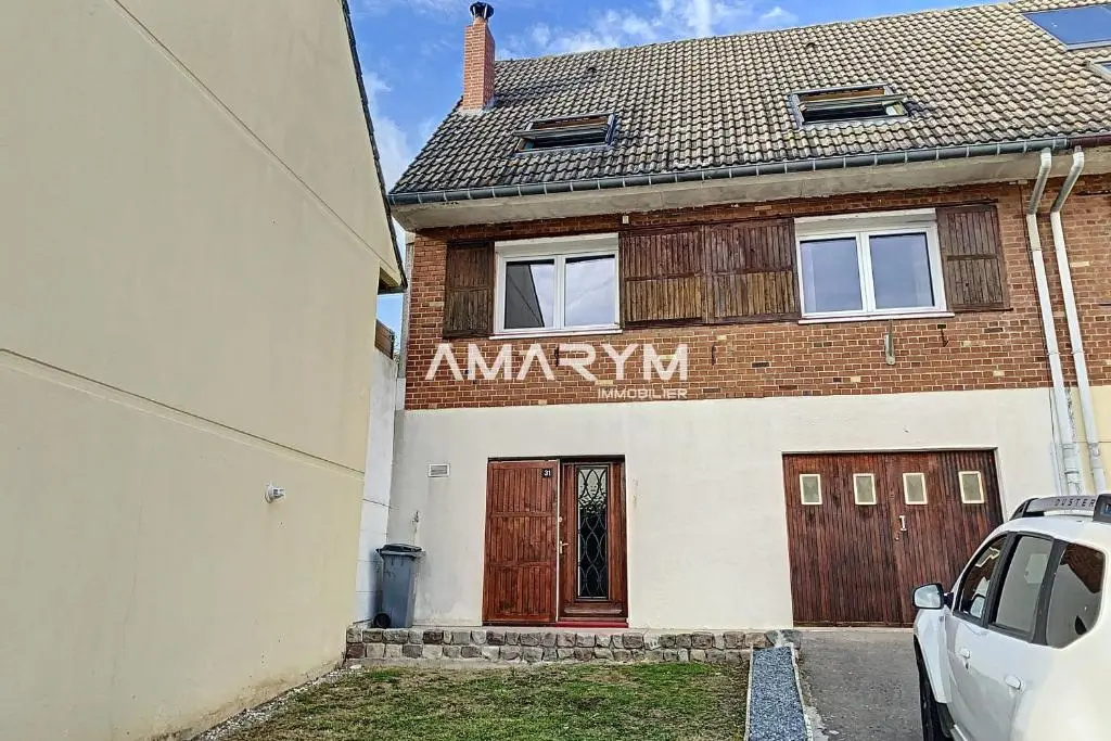 Charmante maison avec jardin et stationnement
