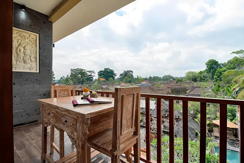 Deluxe room with balcony