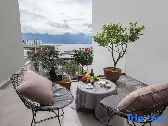 Dali Suhai Liuguang Seaview Bed and Breakfast