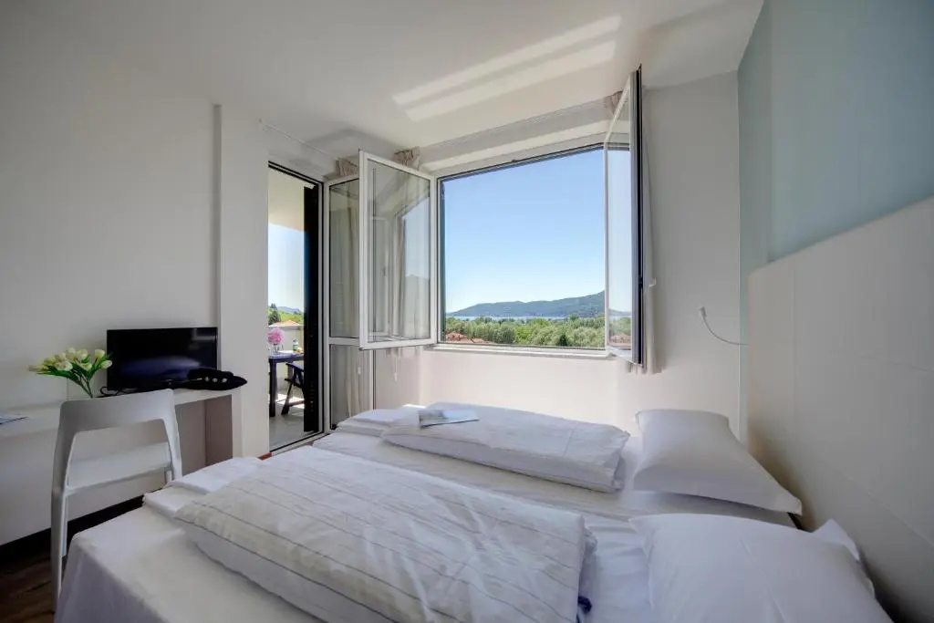 Residence Isolino - Chambres