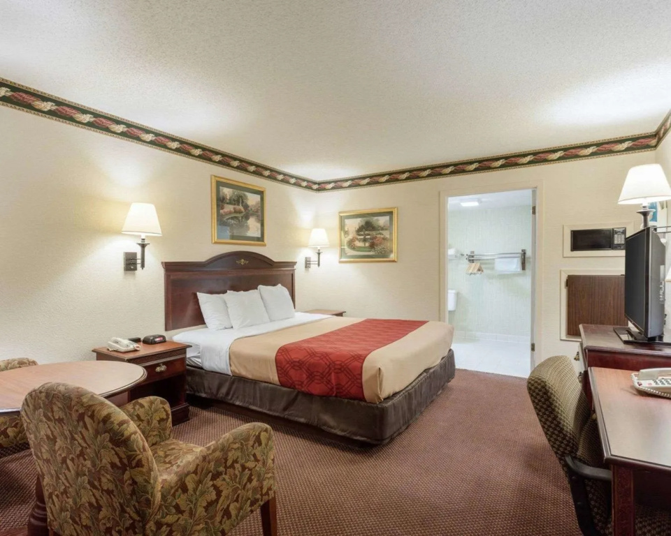 Econo Lodge Grenada: фото 4