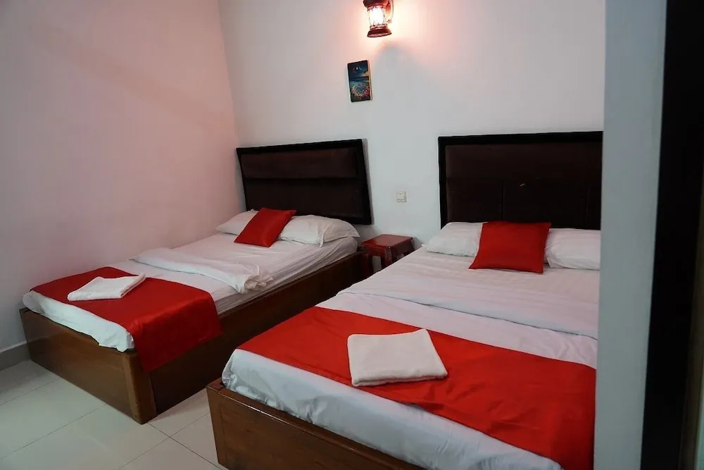 New Season Riverside Hotel - Chambres