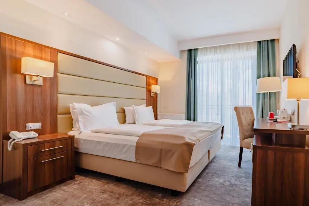 Standard Double room (full double bed)