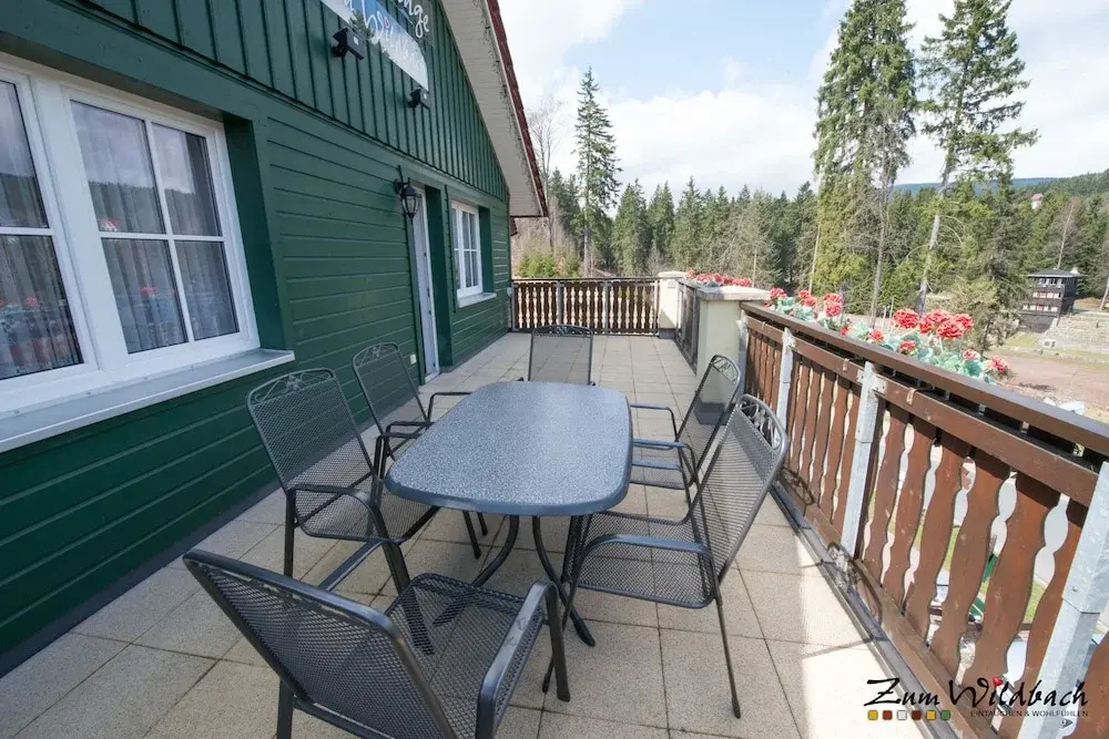 Balcony & Terrace