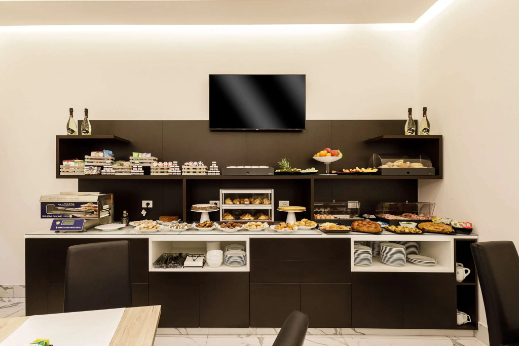 Hotel photo 11