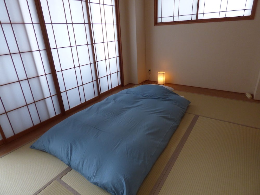 Guesthouse Hyakumanben Cross 사진 9
