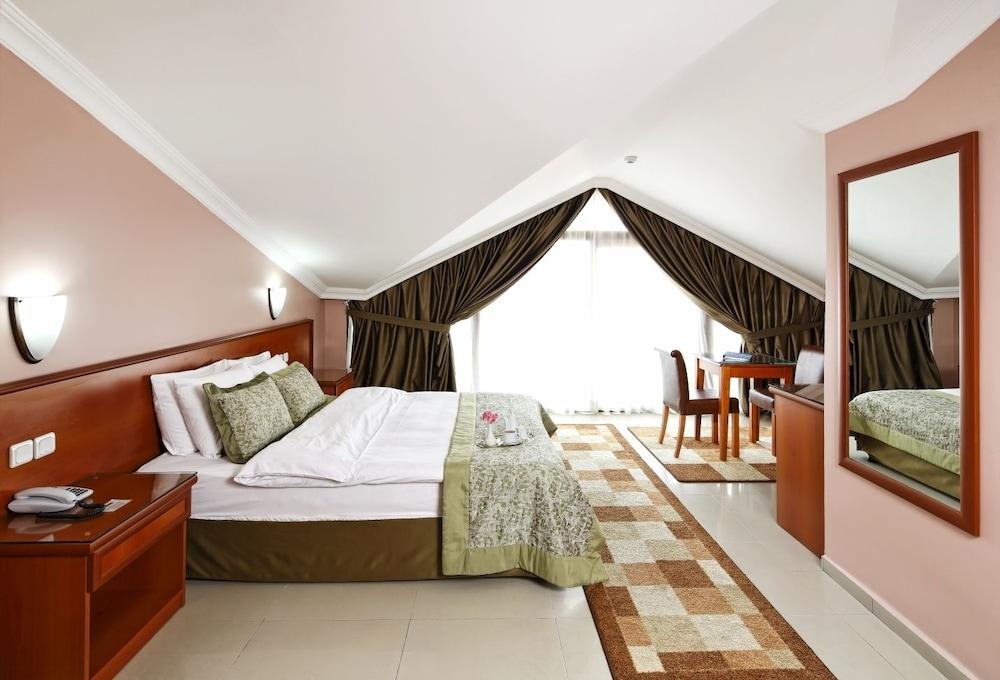 Halic Park Hotel - 4