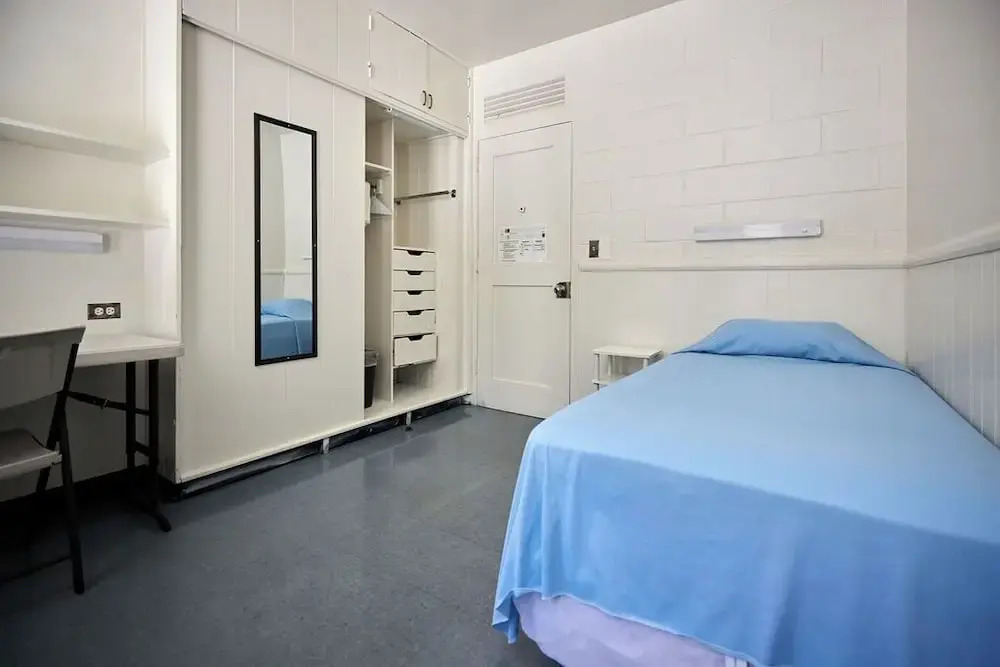 Central YMCA Residences - Central Branch of Honolulu by null