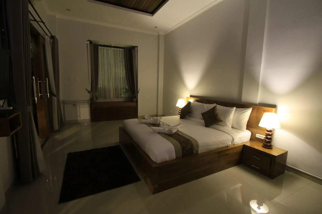 Green Beach Inn — 2