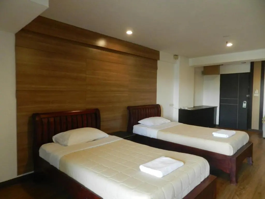 Superior Double room (full double bed)