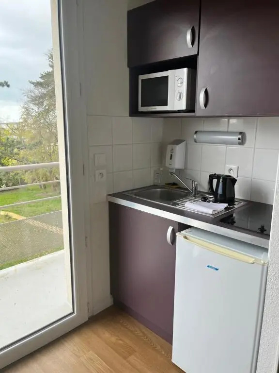 Double Studio (full double bed)