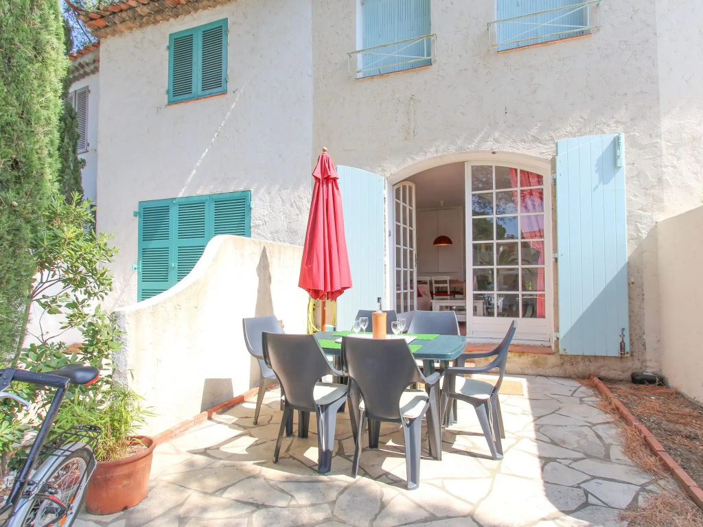 Pleasant holiday home in Port Grimaud with garden