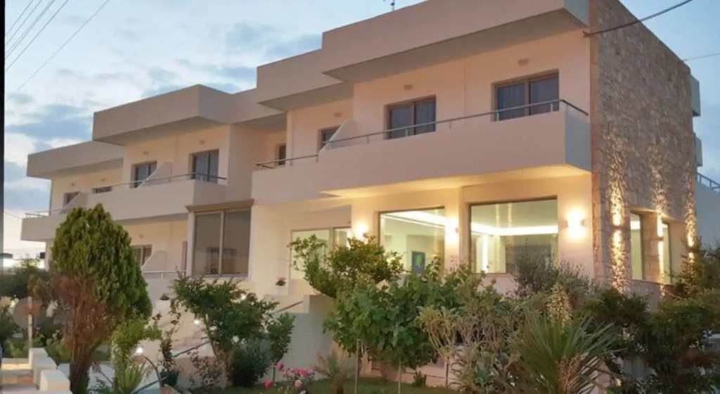 Malliotakis Beach Hotel by Checkin