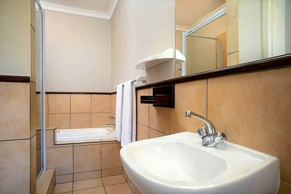 Premier Hotel Roodevalley - Chambres