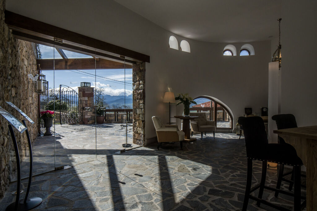 Puebloastur Eco-Resort Wellness & Spa picture