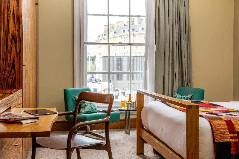 The Megaro Hotel - Kings Cross St Pancras, London - Chambres