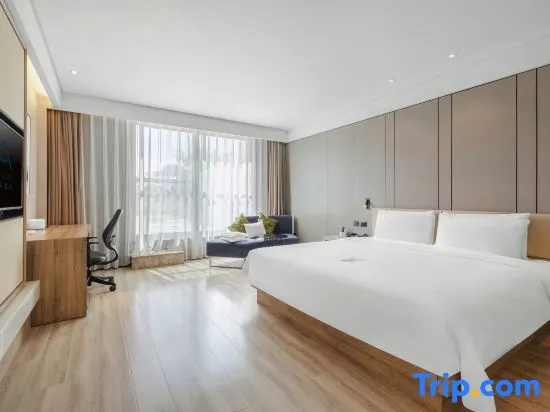 Standard Double room with courtyard view (full double bed)