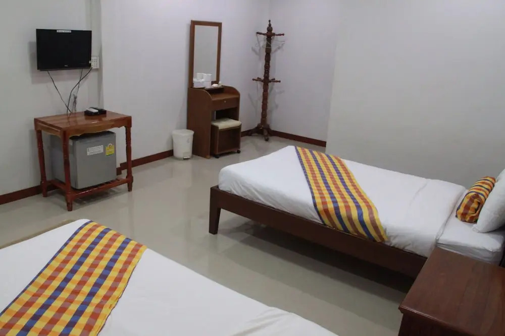 Двухместный номер Superior с видом на сад 2 отдельные кровати в Plaifah Resort Ubon