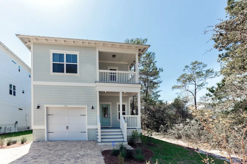 Prime Locale - 3 Br Home