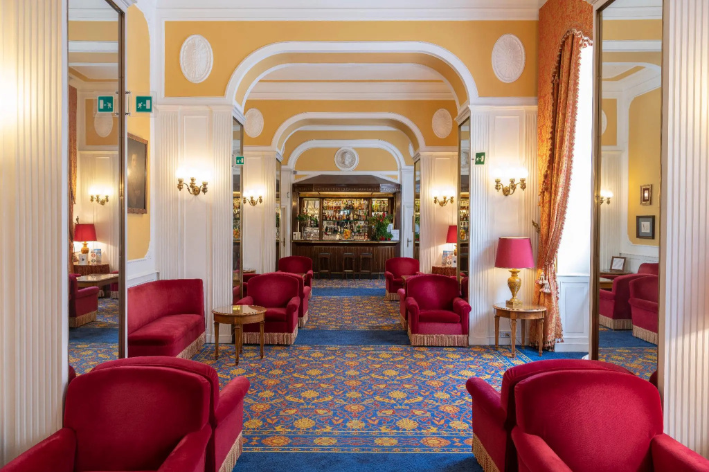 Triple room
