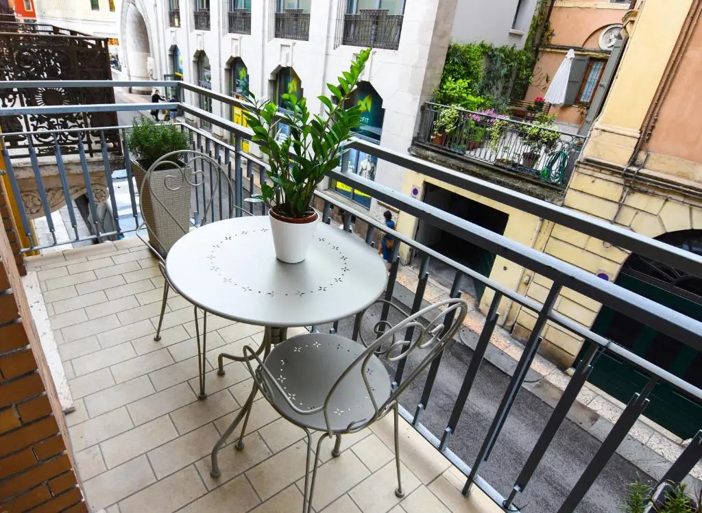 Superior Apartment