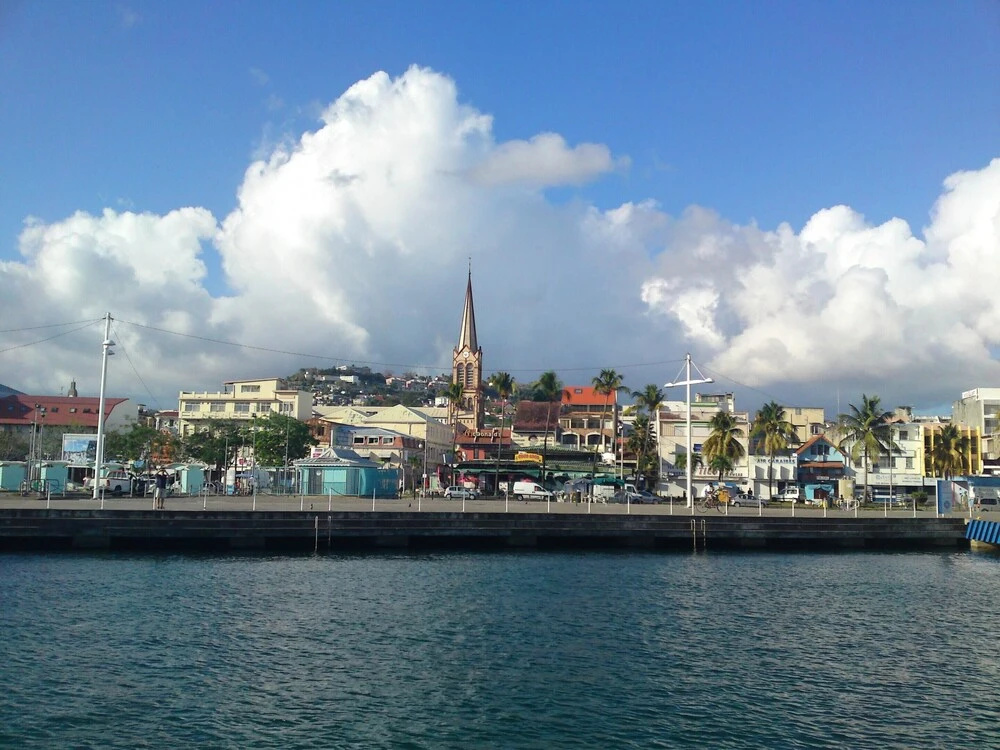 Apartment with One Bedroom in Fort-De-France, with Wonderful Mountain View, Furnished Terrace And Wifi - 7 Km From the Beach