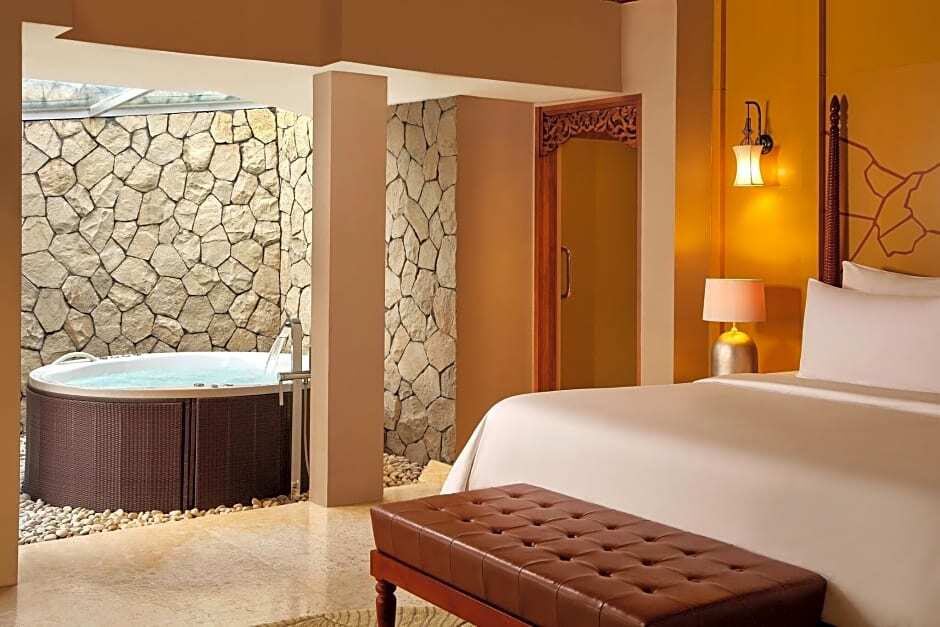 Le Meridien Bali Jimbaran