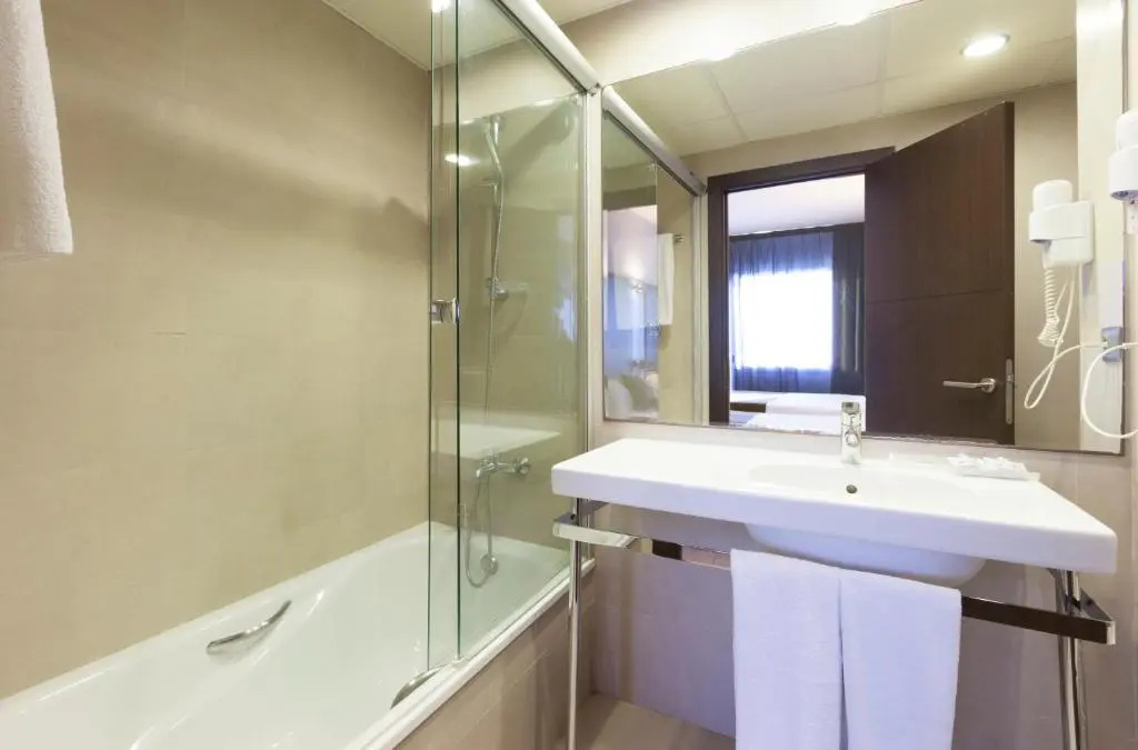 Standard Quadruple room with balcony