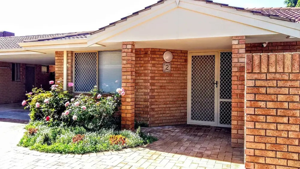 Camelias Boutique Cottage in Dianella