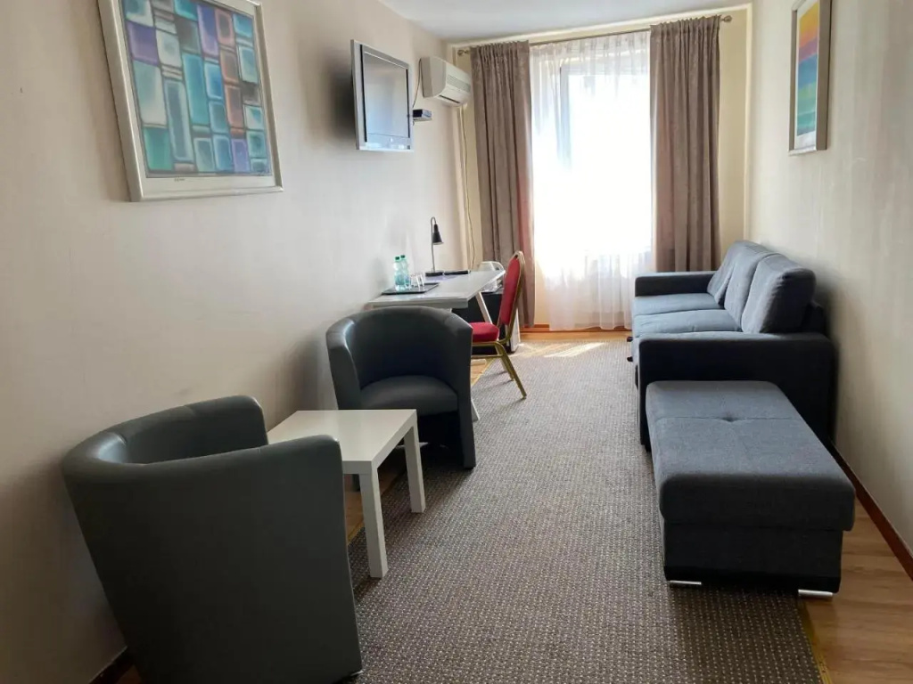 Obiekt hotelarski "Czarny Rycerz" - Général